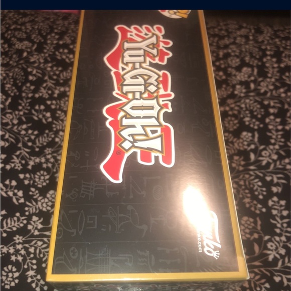 Funko POP! Tees Anime “Yu-Gi-Oh!” Blue Eyes Toon Dragon #1062 (GameStop) {L} - Picture 6 of 6